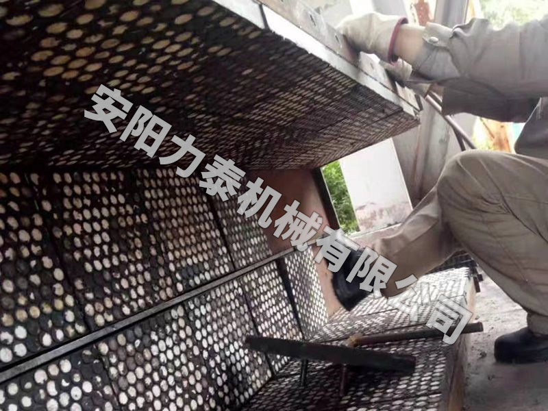 三合一耐磨陶瓷襯闆的應用