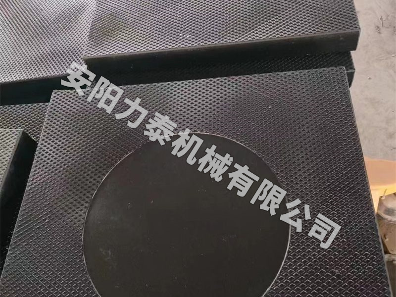 泵車/吊車支腿墊闆