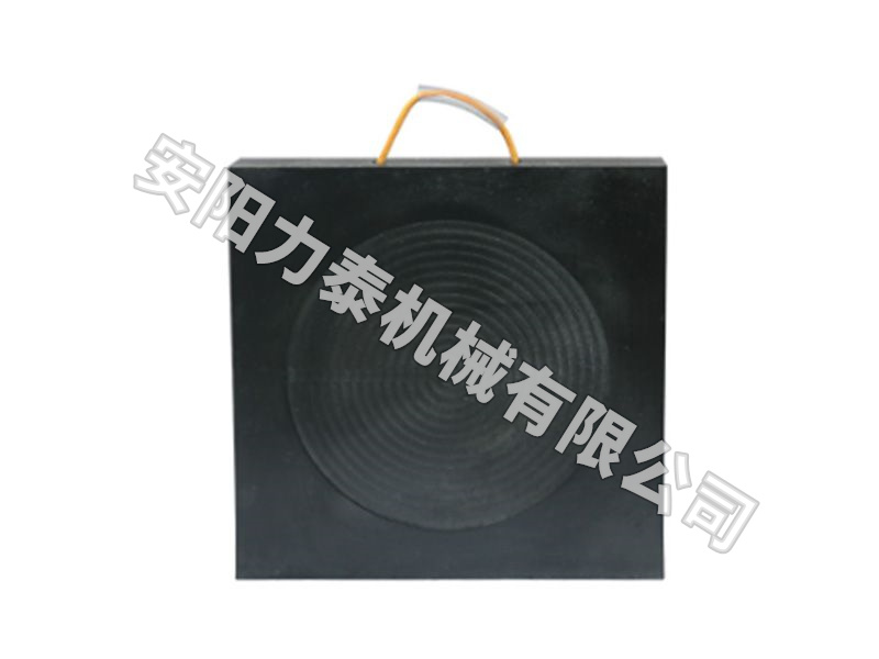 支腿墊闆